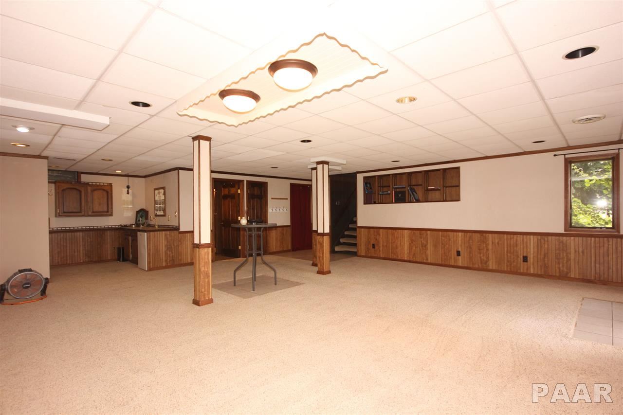 7712 North Derby Road Peoria, IL 61615 - Photo 30 of 33