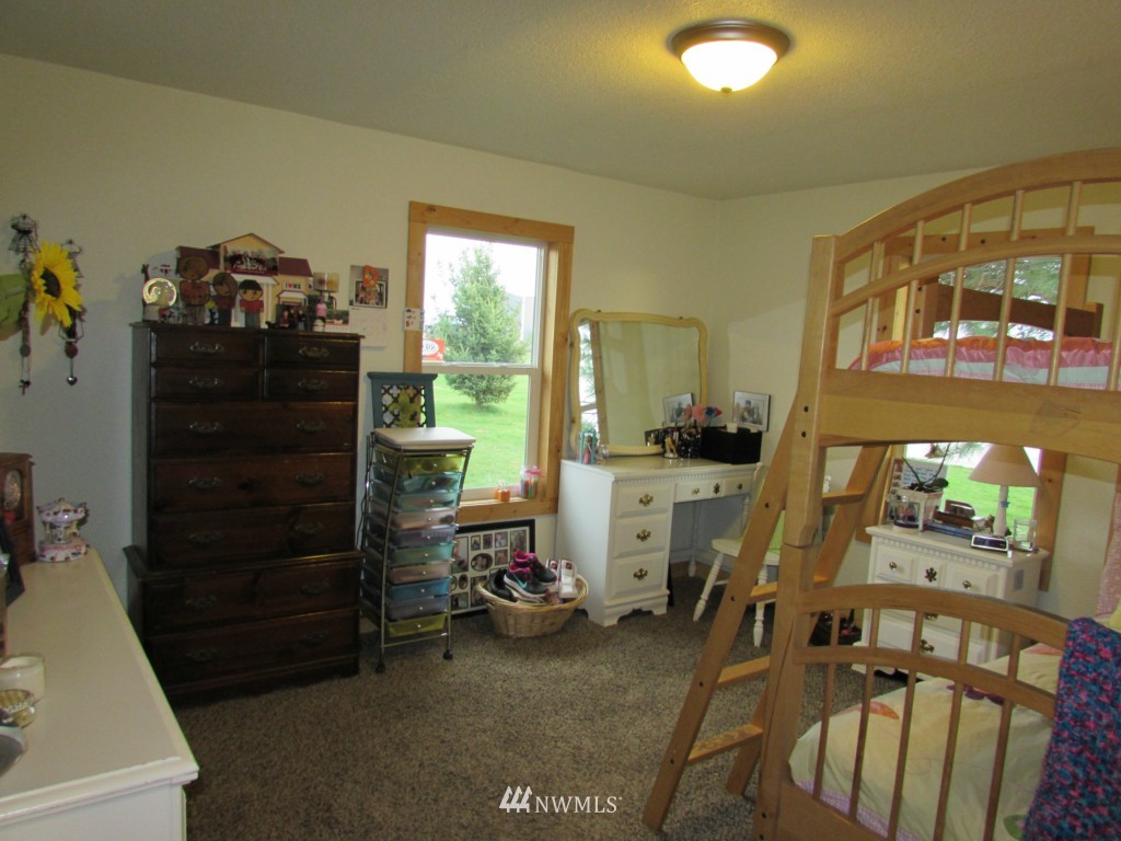 8999 Rd N Northeast Moses Lake, WA 98837 - Photo 14 of 23 Gallery Image 14