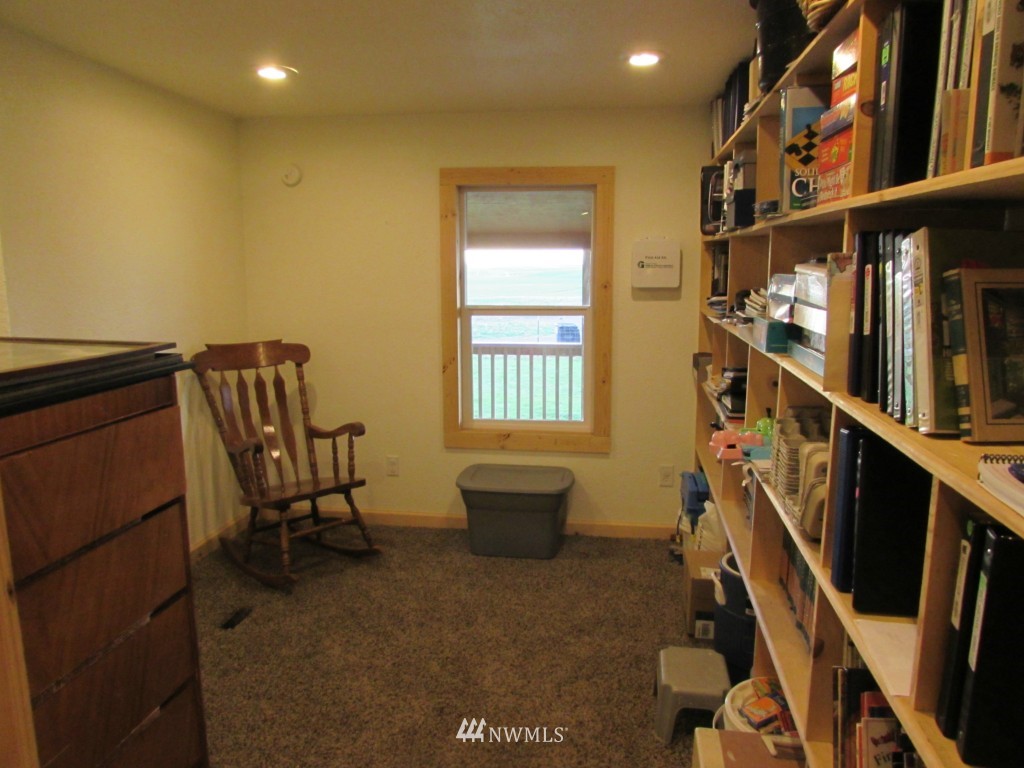 8999 Rd N Northeast Moses Lake, WA 98837 - Photo 10 of 23 Gallery Image 10
