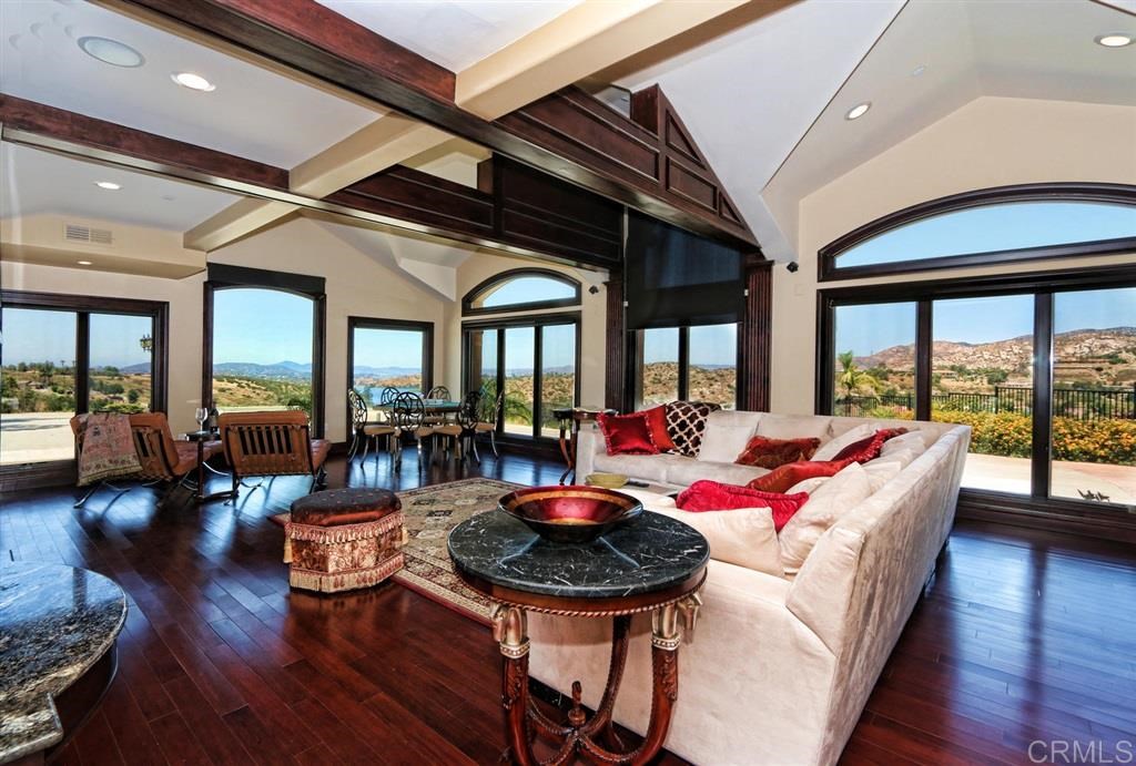 9807 Quail Canyon Road El Cajon, CA 92021 - Photo 13 of 25 Gallery Image 13