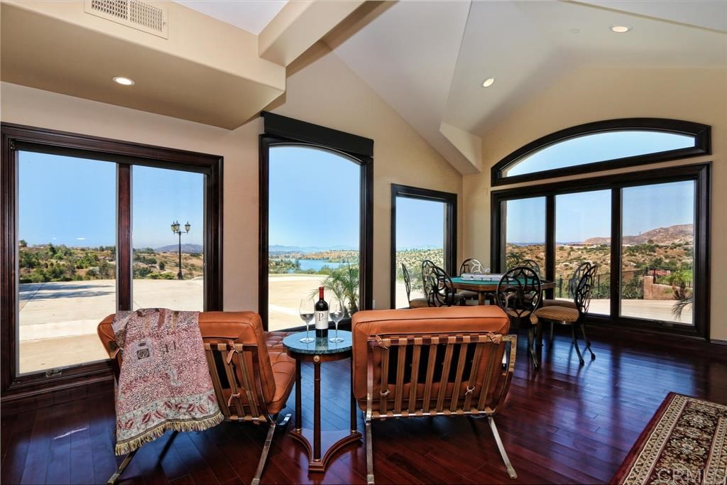 9807 Quail Canyon Road El Cajon, CA 92021 - Photo 8 of 25 Gallery Image 8