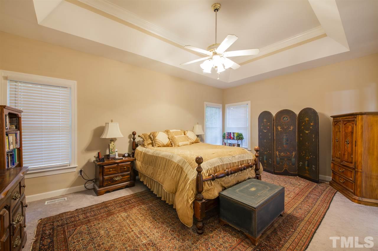 8621 Bluff Pointe Court Raleigh, NC 27615 - Photo 14 of 29 Gallery Image 14