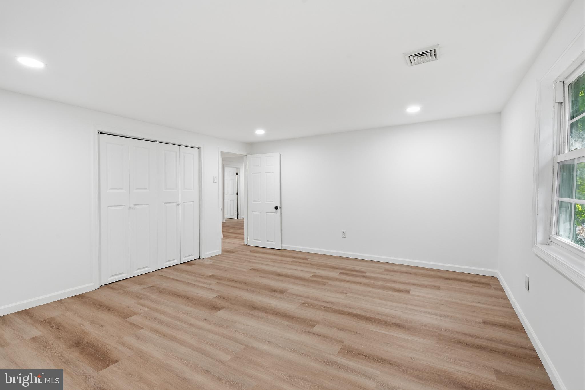 227 West Ferry Road Yardley, PA 19067 - Photo 23 of 42
