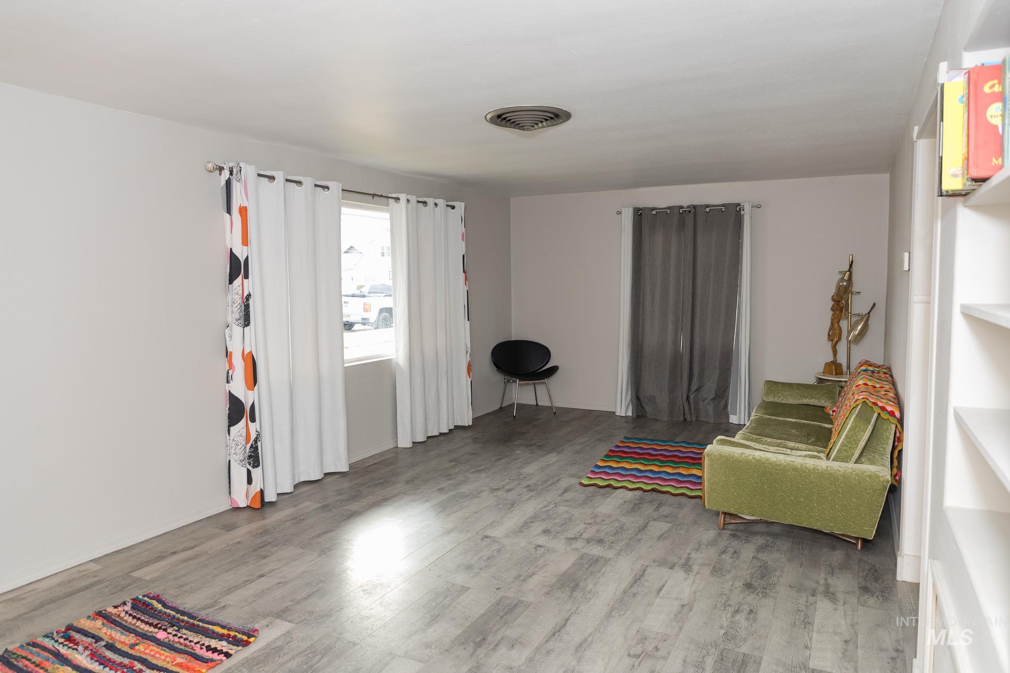 661 Southwest 3rd Street Ontario, OR 97914 - Photo 4 of 45 Sitting room featuring light wood-style floors