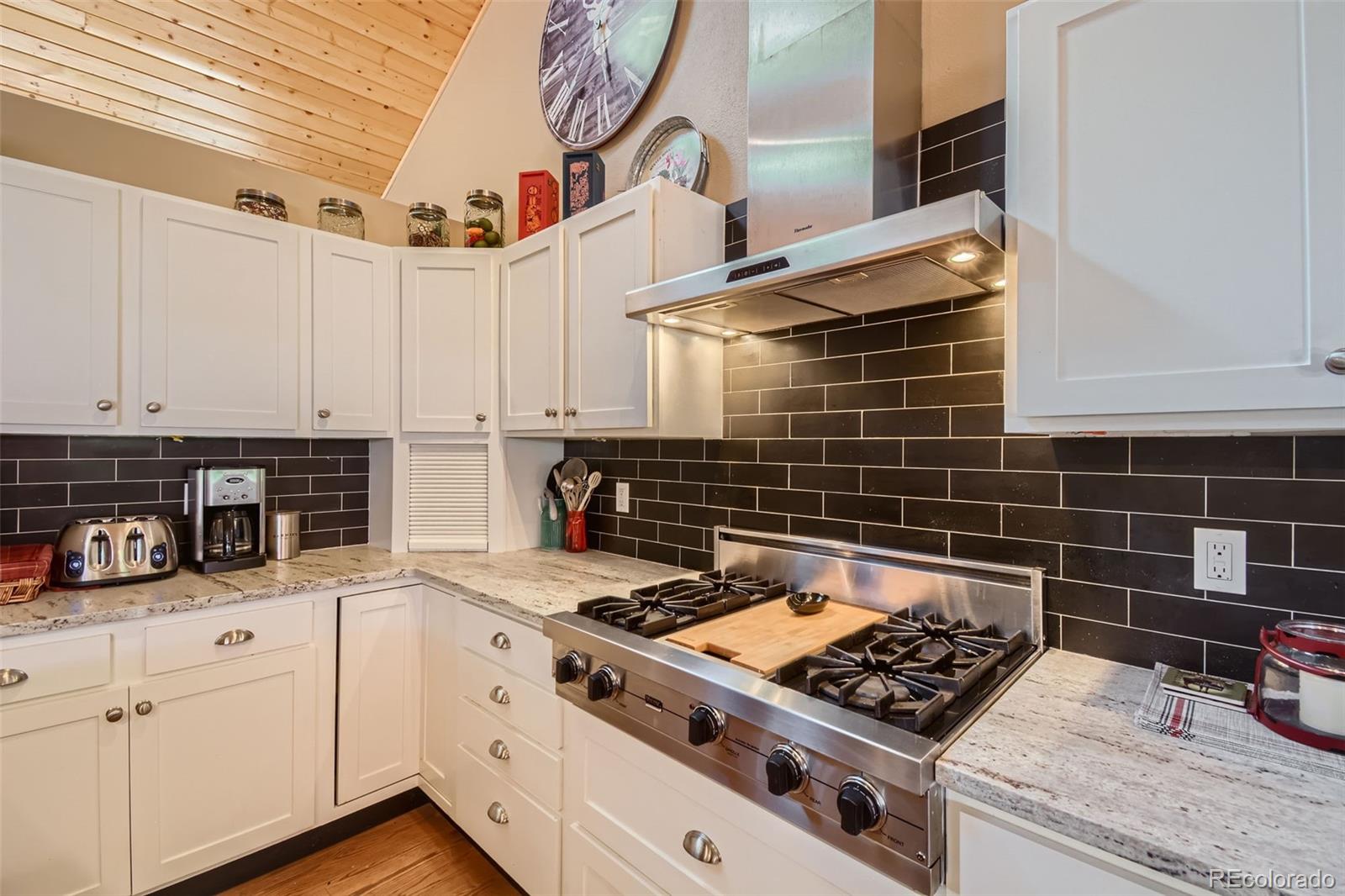 11034 Cordingly Road Conifer, CO 80433 - Photo 17 of 50 Gallery Image 17