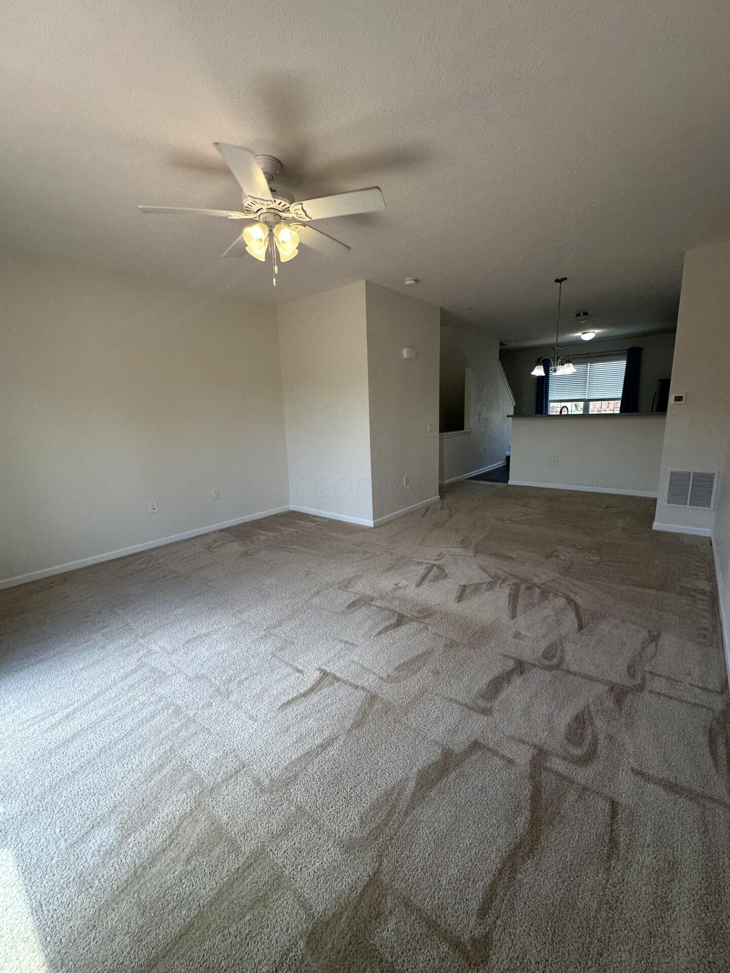 464 Autumn Ridge Circle Pickerington, OH 43147 - Photo 17 of 29 thumbnail_IMG_3557