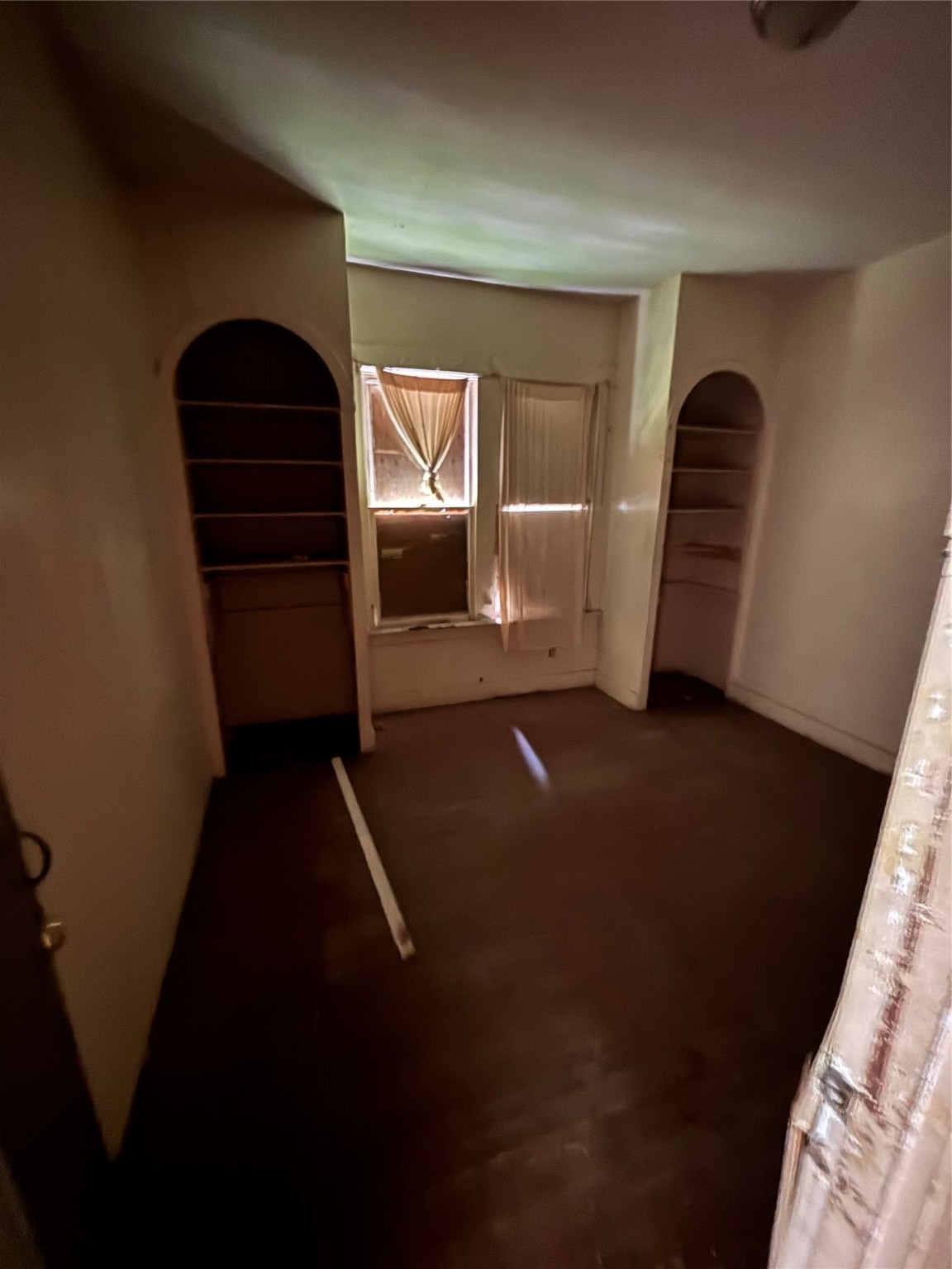 1916 Everett Street Houston, TX 77009 - Photo 4 of 6 a view of hallway with stairs