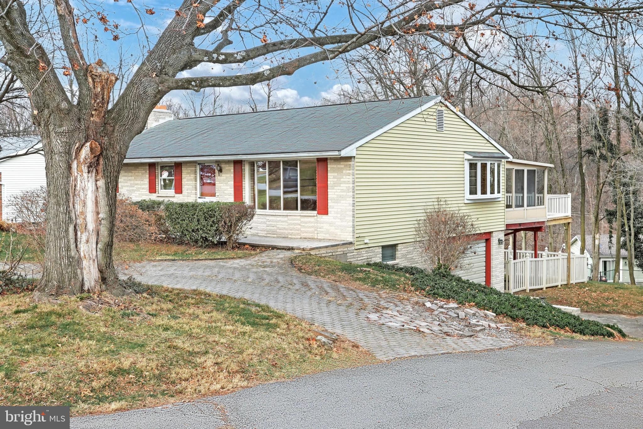 1225 Homewood Road York, PA 17402 - Photo 2 of 36 Gallery Image 2