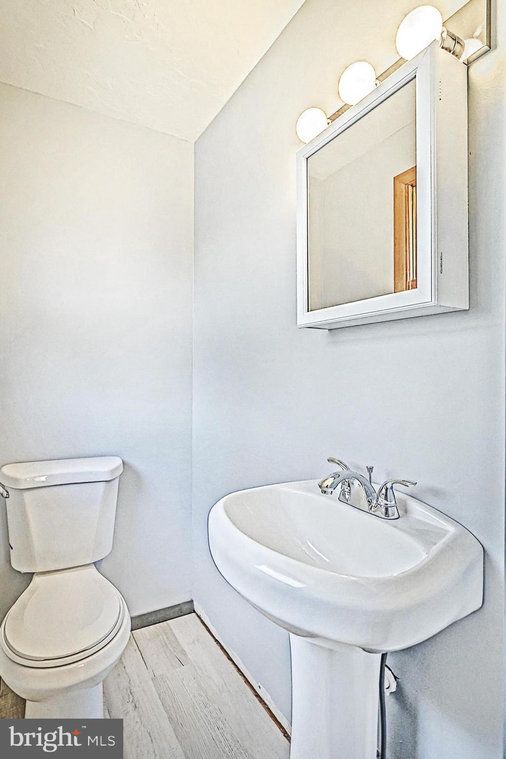1225 Homewood Road York, PA 17402 - Photo 23 of 36 Gallery Image 23