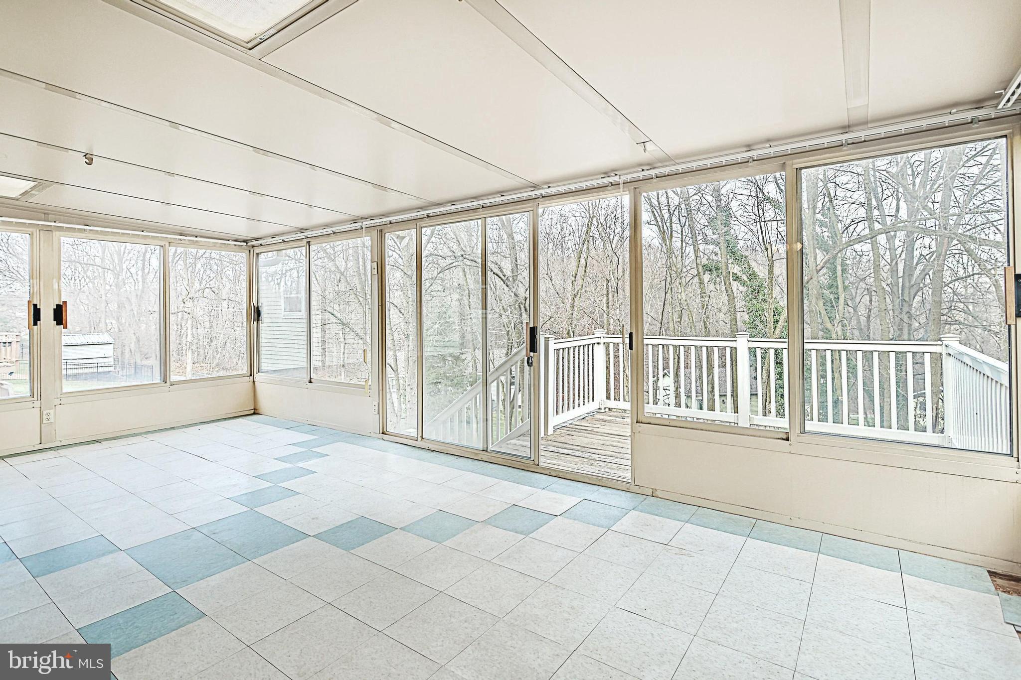 1225 Homewood Road York, PA 17402 - Photo 4 of 36 Gallery Image 4