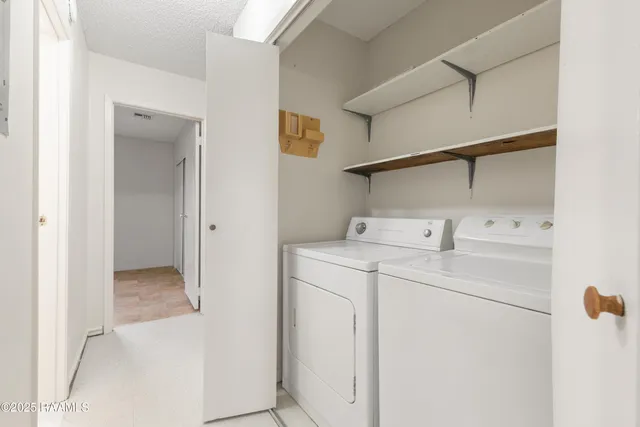 $900 | 504 Knollwood Circle, Unit A, Lafayette, LA 70506