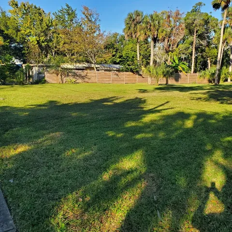 a view of a lake with houses