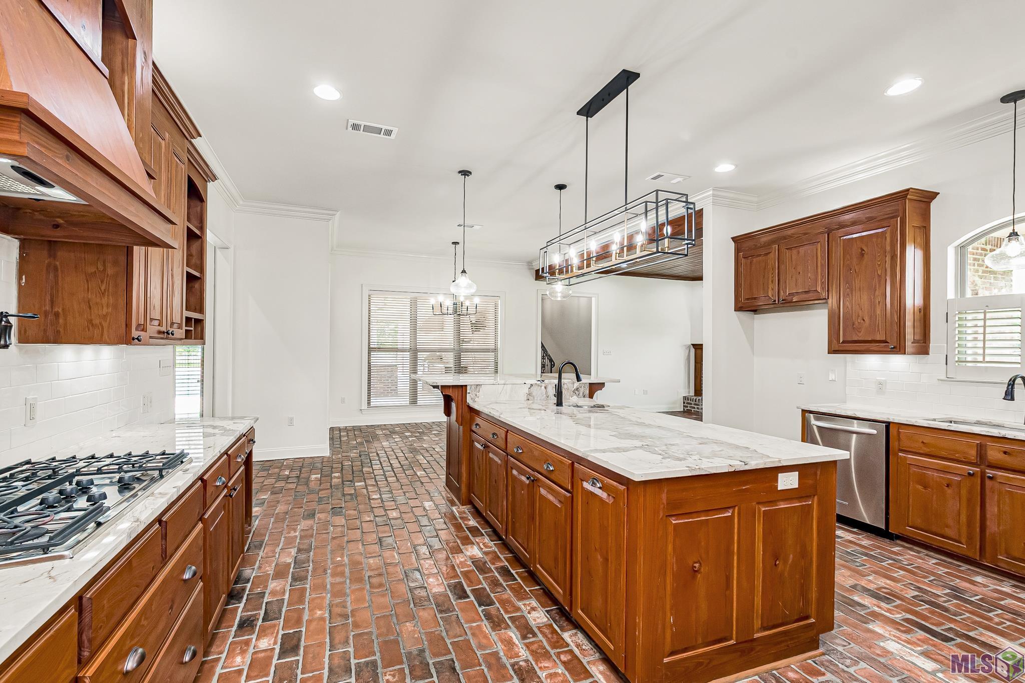 34925 Perkins Road Denham Springs, LA 70706 - Photo 15 of 43