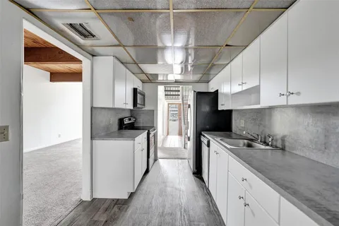 $365,000 | 750 East Coco Plum Circle, Unit 2, Plantation, FL 33324