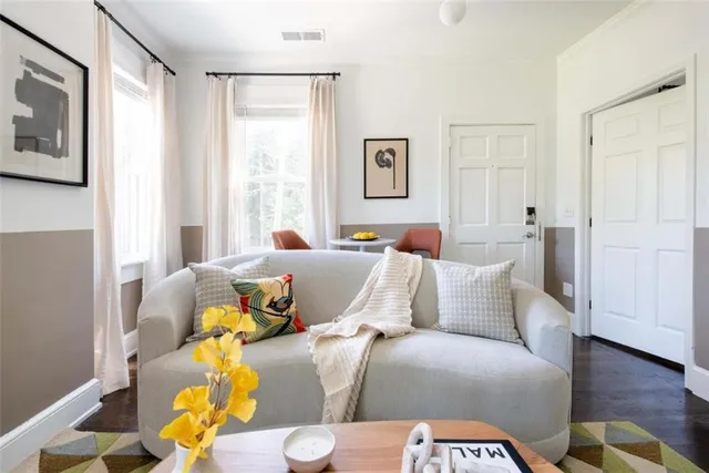 $1,700 | 1351 Oxford Road Northeast, Unit 4, Atlanta, GA 30307