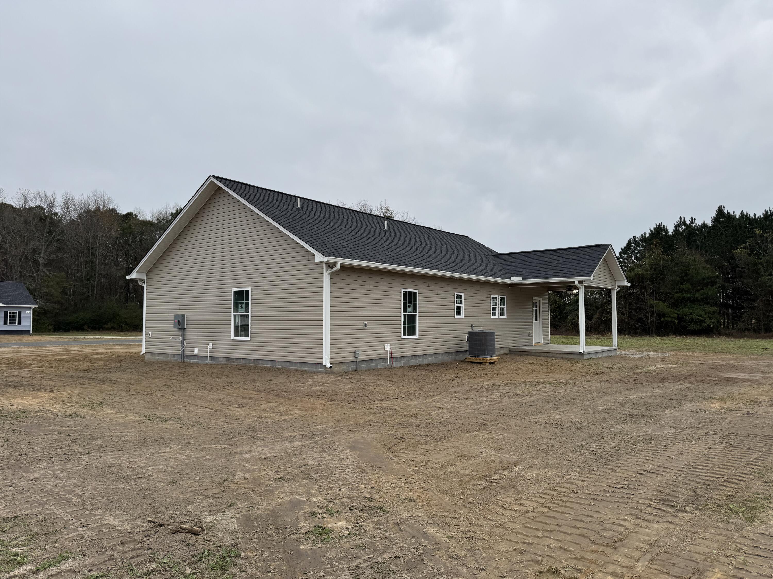 677 Winningham Road St. George, SC 29477 - Photo 4 of 24 Rear