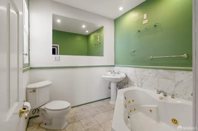 $900,000 | 1224 Egbert Avenue, San Francisco, CA 94124