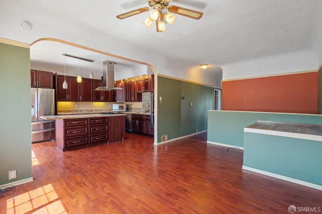 $900,000 | 1224 Egbert Avenue, San Francisco, CA 94124