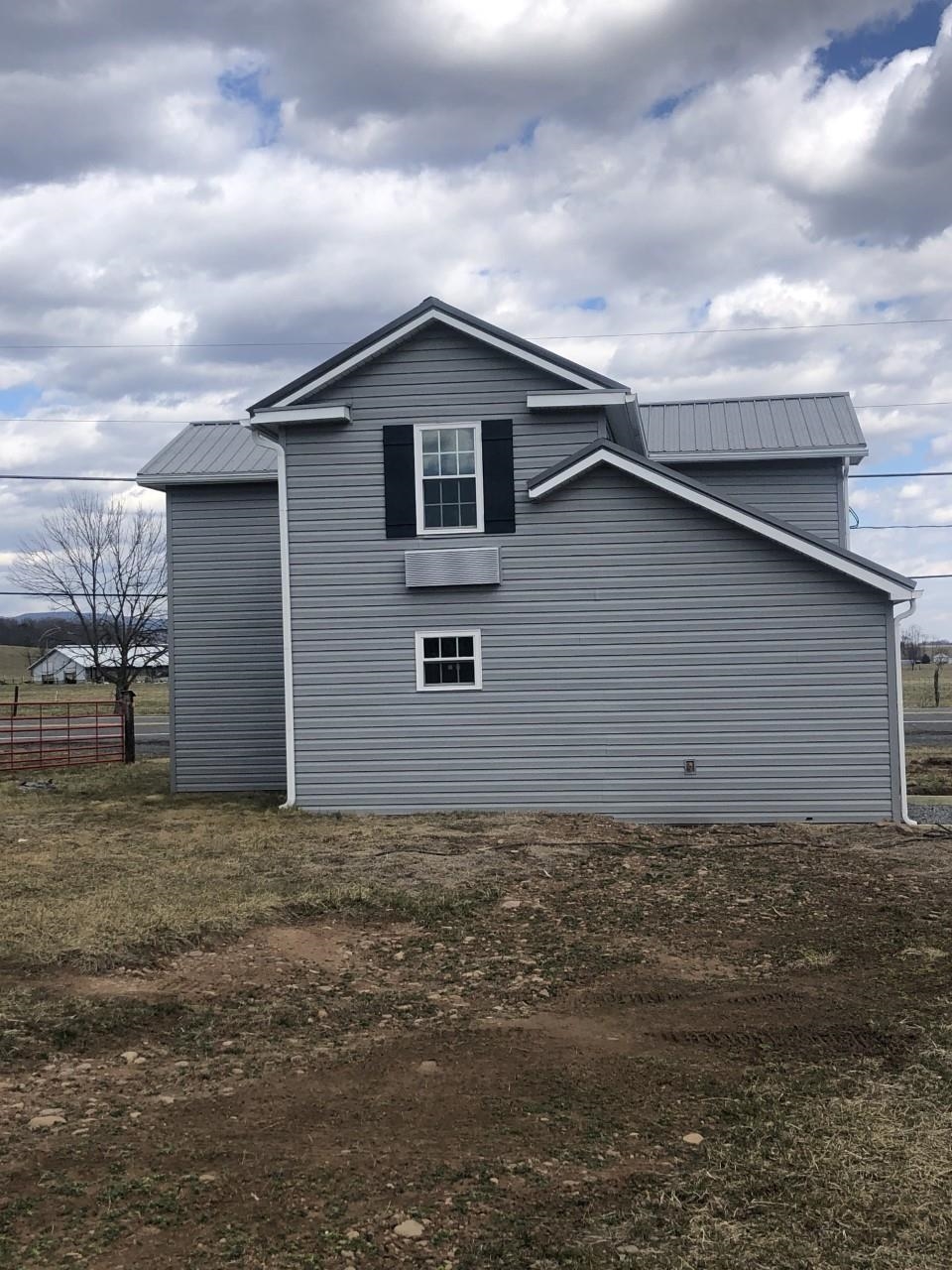 7057 Briery Branch Road Dayton, VA 22821 - Photo 5 of 29 a backyard of a house