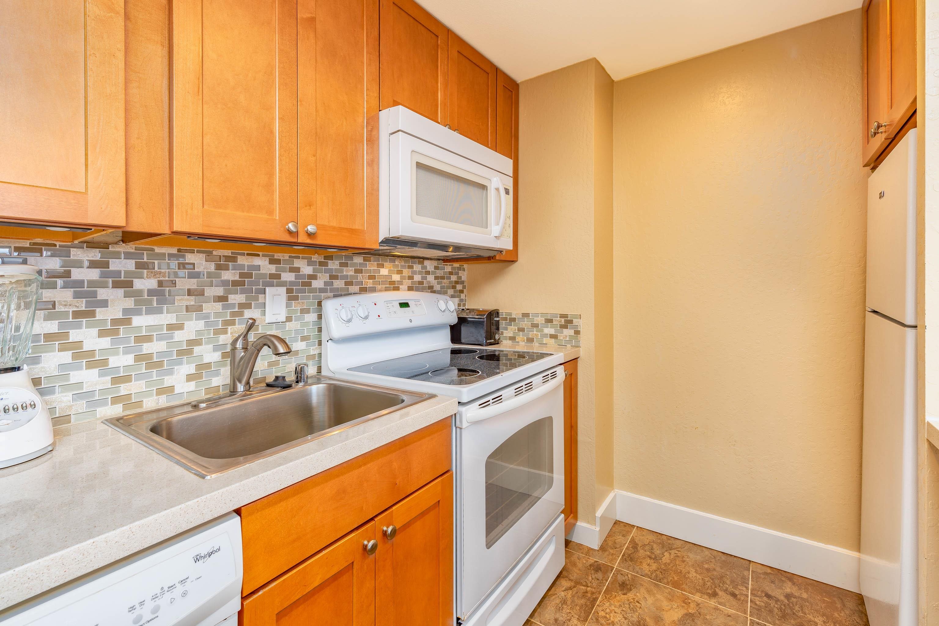 3445 Lower Honoapiilani Road, Unit 638 Lahaina, HI 96761 - Photo 7 of 28 Gallery Image 7
