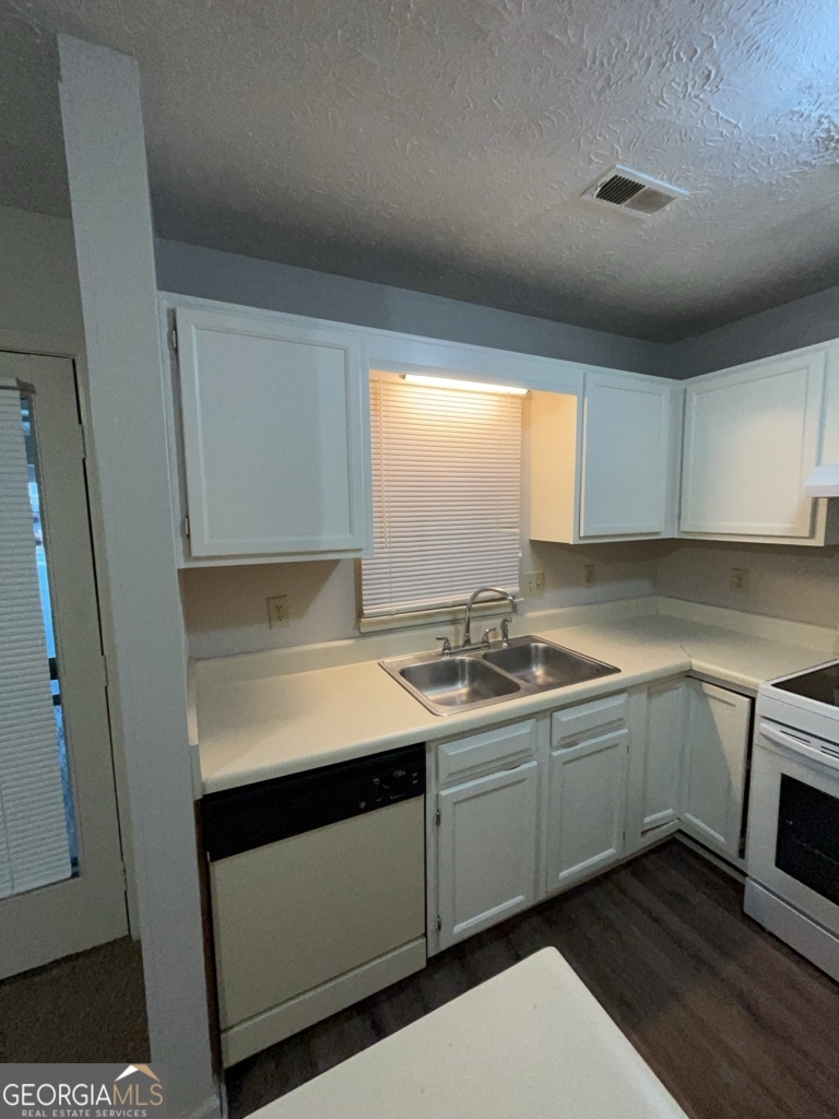 3528 Jasmine Triangle Duluth, GA 30096 - Photo 7 of 30