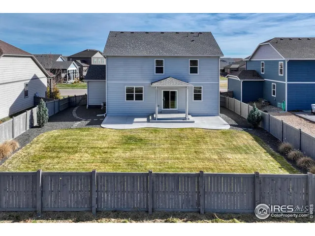 a street sign on a wall