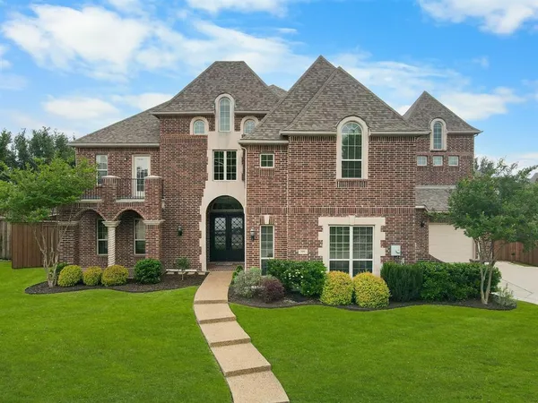$975,000 | 723 Nighthawk Drive, Murphy, TX 75094