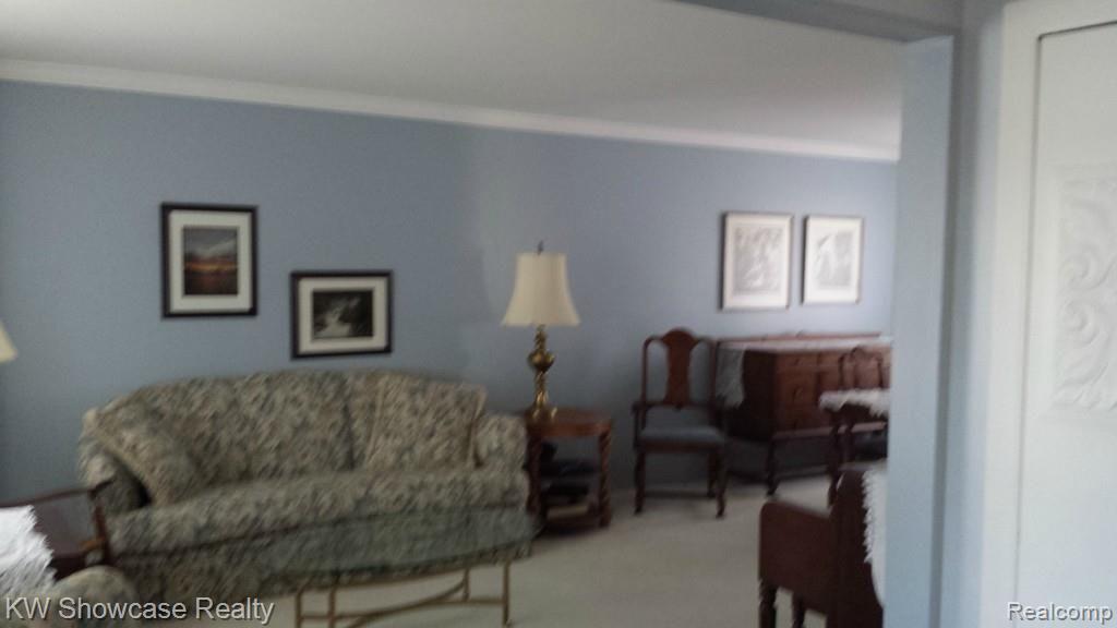 42928 Arlington Road Canton, MI 48187 - Photo 9 of 34 20140318_092811.jpg