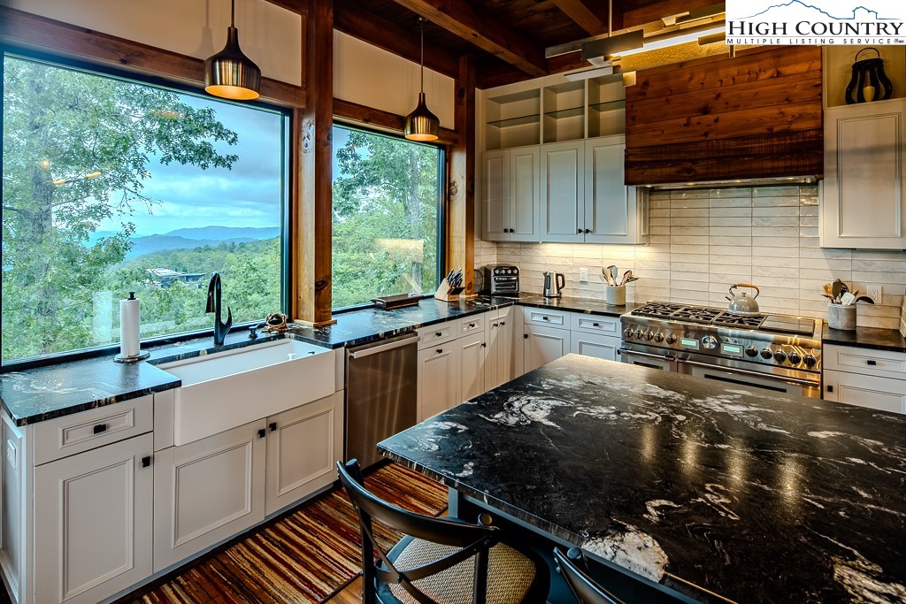 1002 Ninebark Road Boone, NC 28607 - Photo 11 of 48