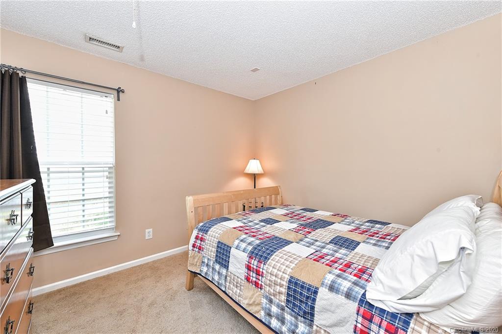 10706 Gold Pan Road Charlotte, NC 28215 - Photo 29 of 36 Gallery Image 29