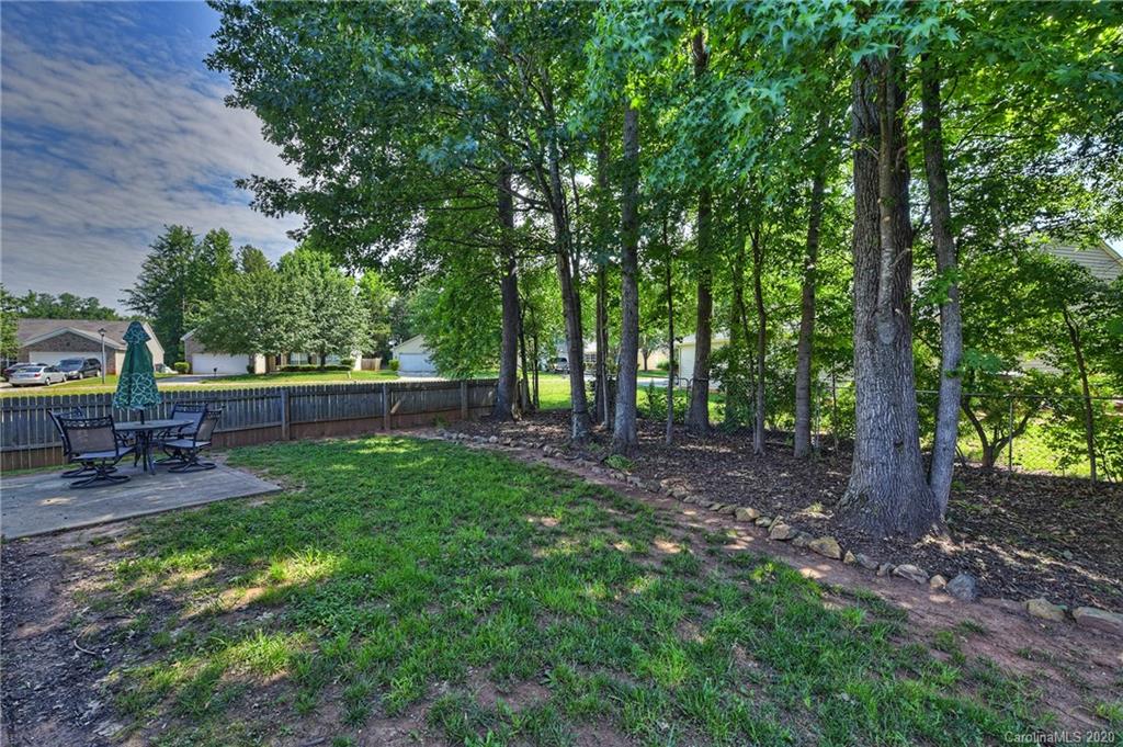 10706 Gold Pan Road Charlotte, NC 28215 - Photo 36 of 36 Gallery Image 36