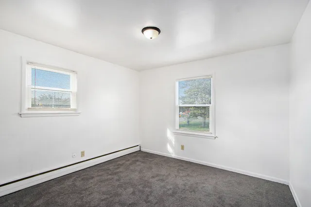 $600 | 104 Espanola Avenue, Unit 3, Kalamazoo, MI 49004