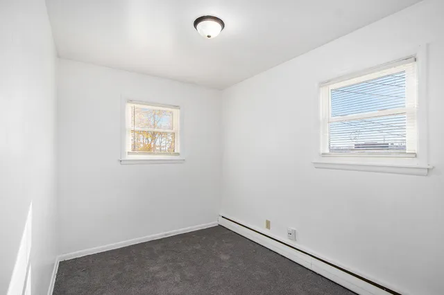 $600 | 104 Espanola Avenue, Unit 3, Kalamazoo, MI 49004