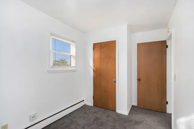 $600 | 104 Espanola Avenue, Unit 3, Kalamazoo, MI 49004