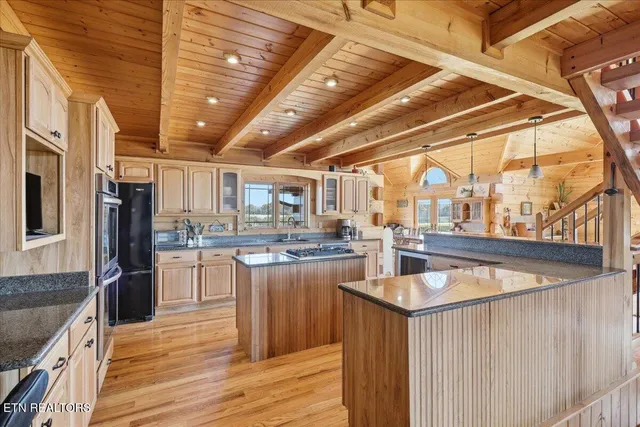 $1,399,900 | 1000 Verla Way, Greenback, TN 37742