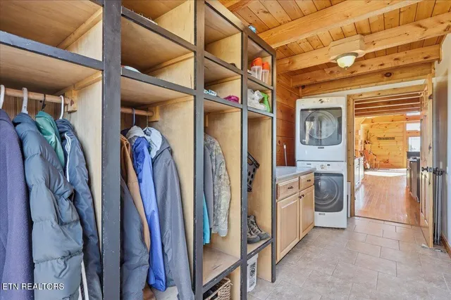 $1,399,900 | 1000 Verla Way, Greenback, TN 37742