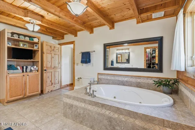 $1,399,900 | 1000 Verla Way, Greenback, TN 37742