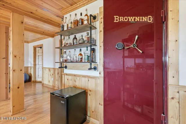 $1,399,900 | 1000 Verla Way, Greenback, TN 37742