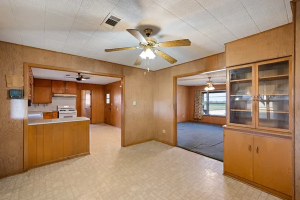 $499,999 | 314 County Road 233, Wharton, TX 77488