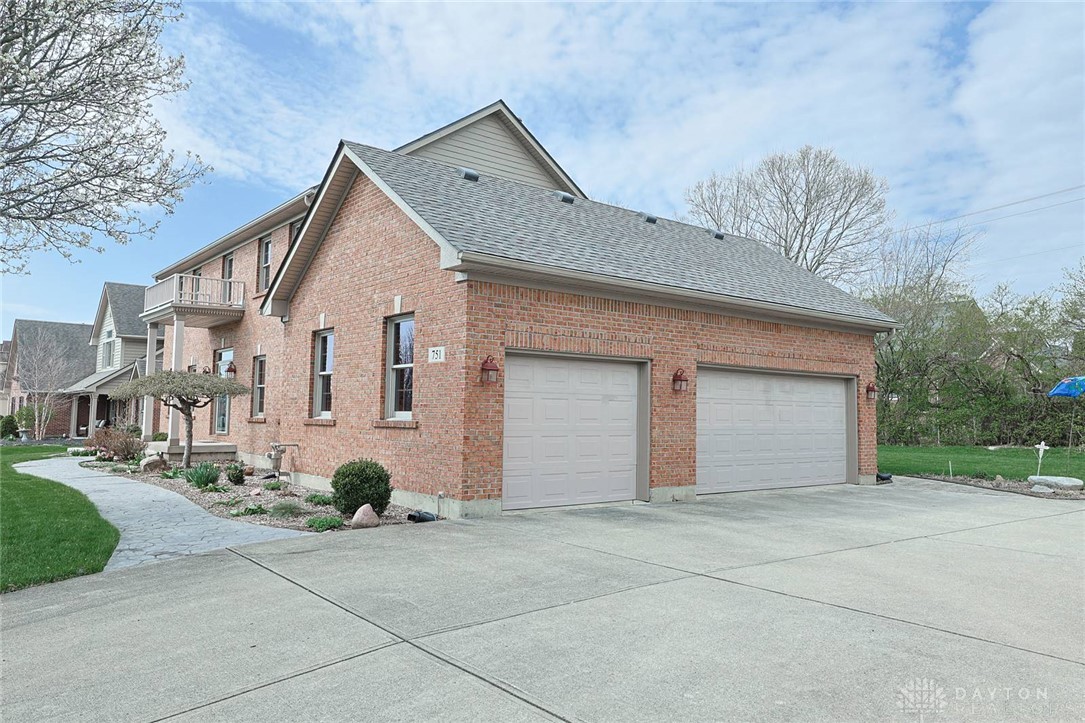 751 Rosecrest Road Tipp City, OH 45371 - Photo 7 of 64