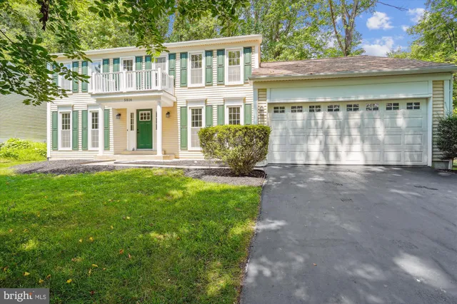 $861,500 | 5816 Oak Leather Drive, Burke, VA 22015