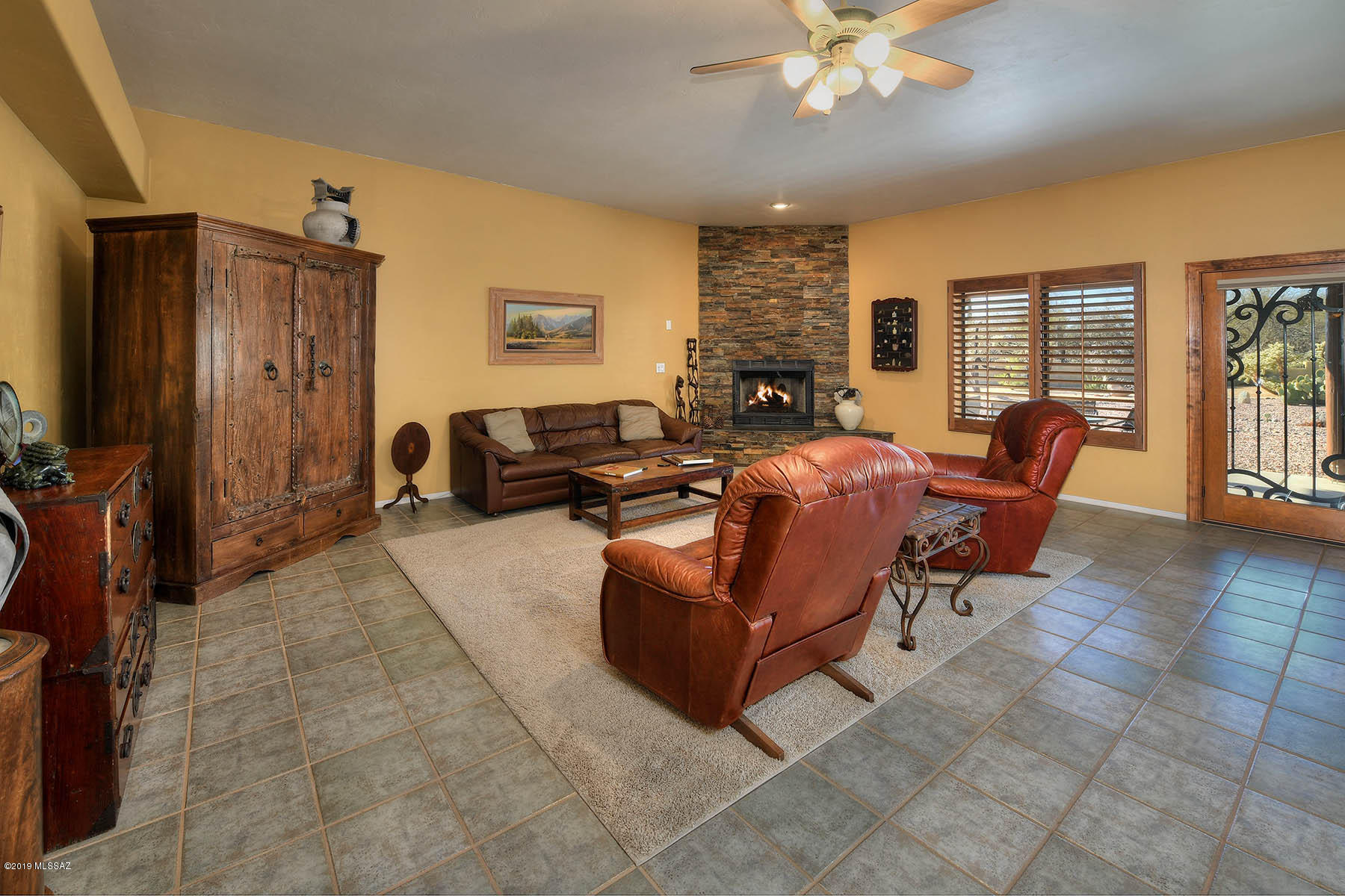 4814 North Castle Ridge Road Tucson, AZ 85749 - Photo 3 of 32