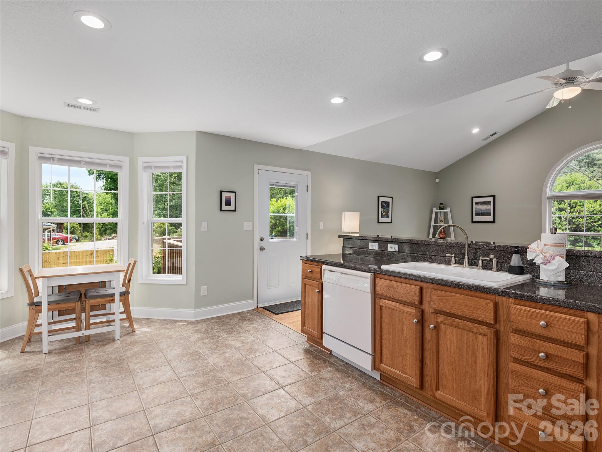 64 Springside Road Asheville, NC 28803 - Photo 10 of 31