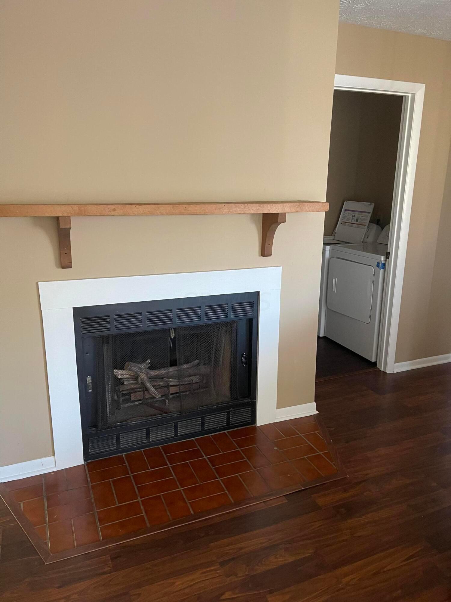 2196 Hedgerow Road, Unit 2196J Columbus, OH 43220 - Photo 3 of 5 IMG_0763