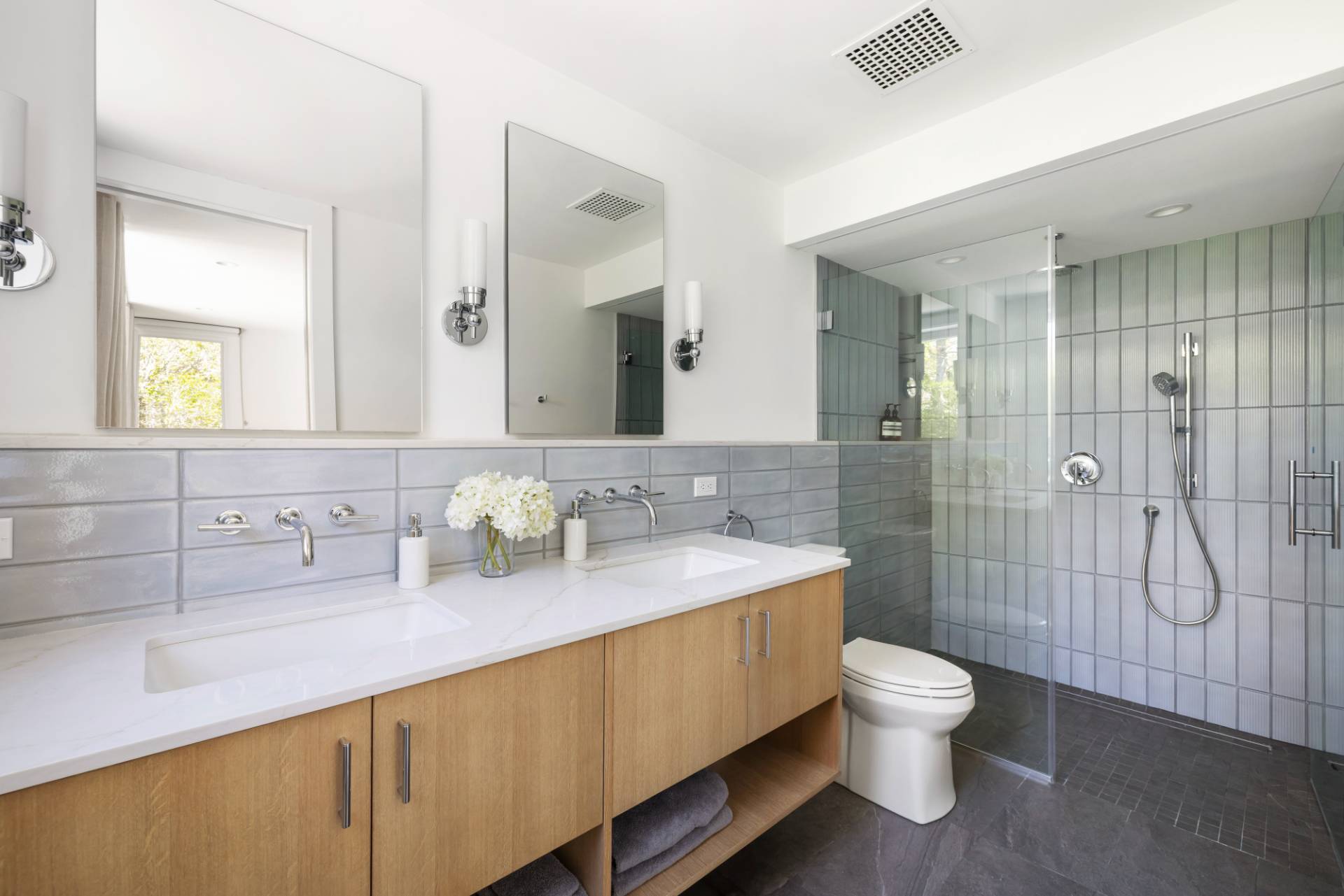 63 Chester Street Bridgehampton, NY 11932 - Photo 15 of 26