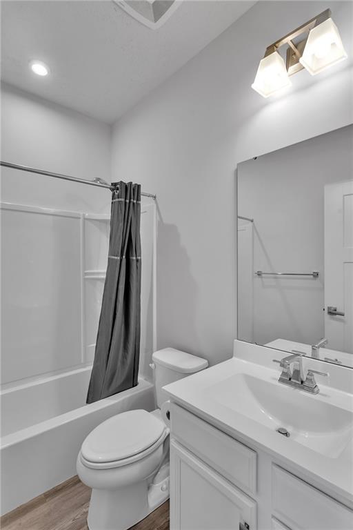 7406 Chestnut Way Gibsonia, PA 15044 - Photo 30 of 42 a bathroom with a sink toilet and shower