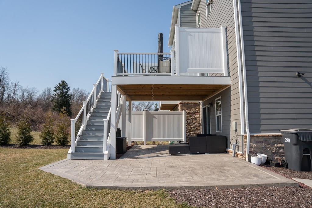 7406 Chestnut Way Gibsonia, PA 15044 - Photo 36 of 42 a view of a house with entertaining space
