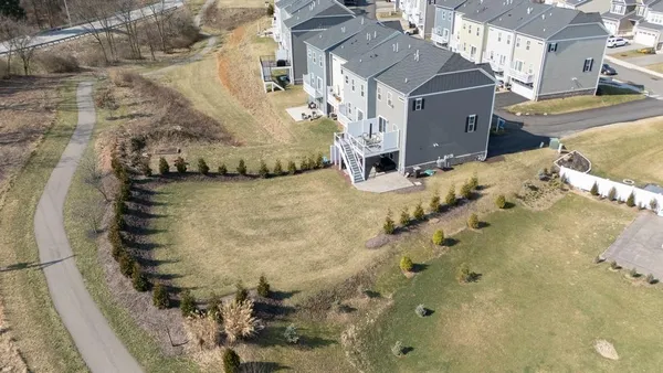 $430,000 | 7406 Chestnut Way, Gibsonia, PA 15044