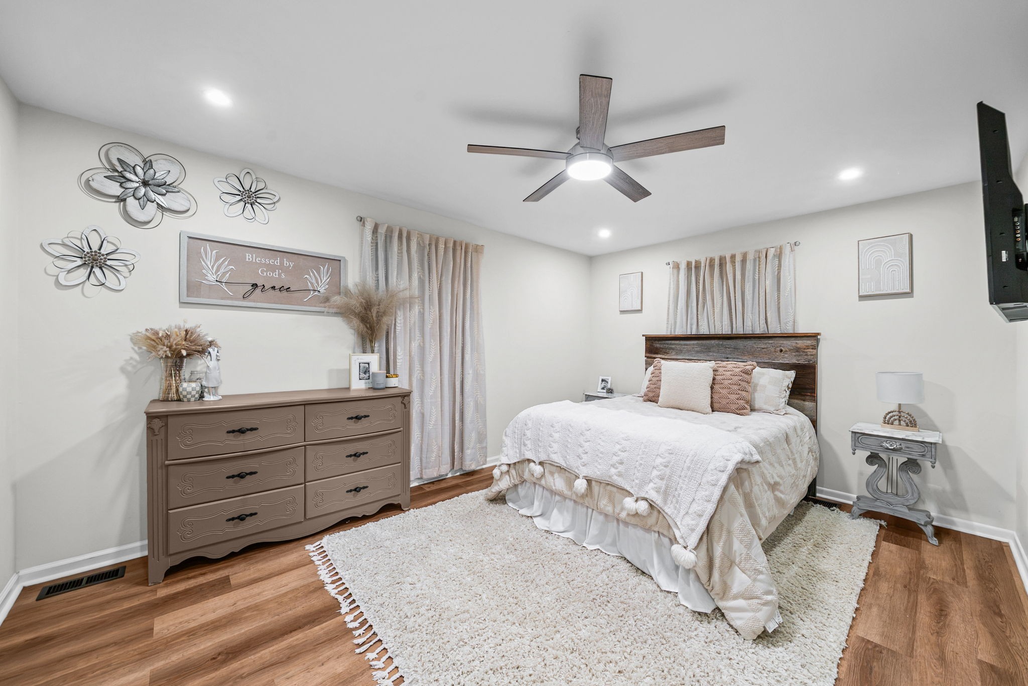 2542 Pleasant View Road Pleasant View, TN 37146 - Photo 8 of 24 Gallery Image 8