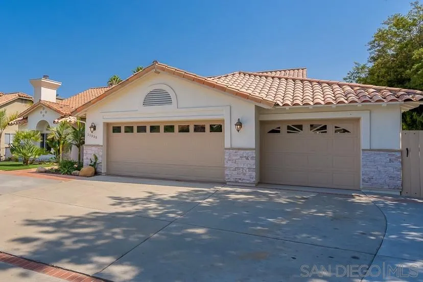 11335 Shadow Ranch Road La Mesa, CA 91941 - Photo 2 of 27 Gallery Image 2
